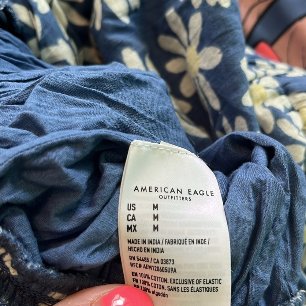 American Eagle daisy print romper - Picture 7 of 8